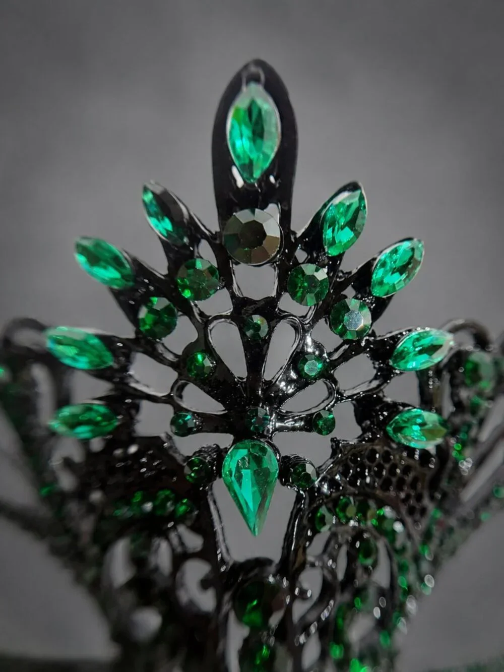 Men’s Green Masquerade Mask, Black Emerald Venetian Mask, Gothic Mardi Gras Mask